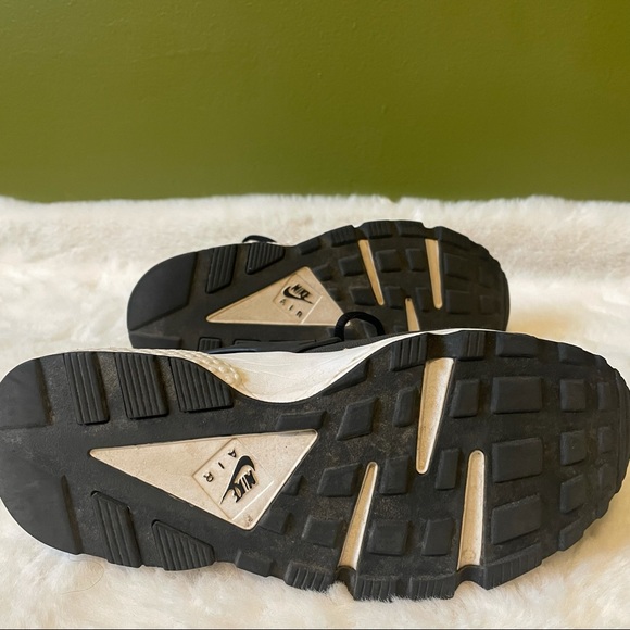 Nike Air Huarache - Picture 4 of 6